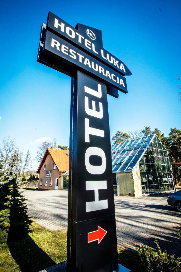 Hotel Luka 라돔 외부 사진