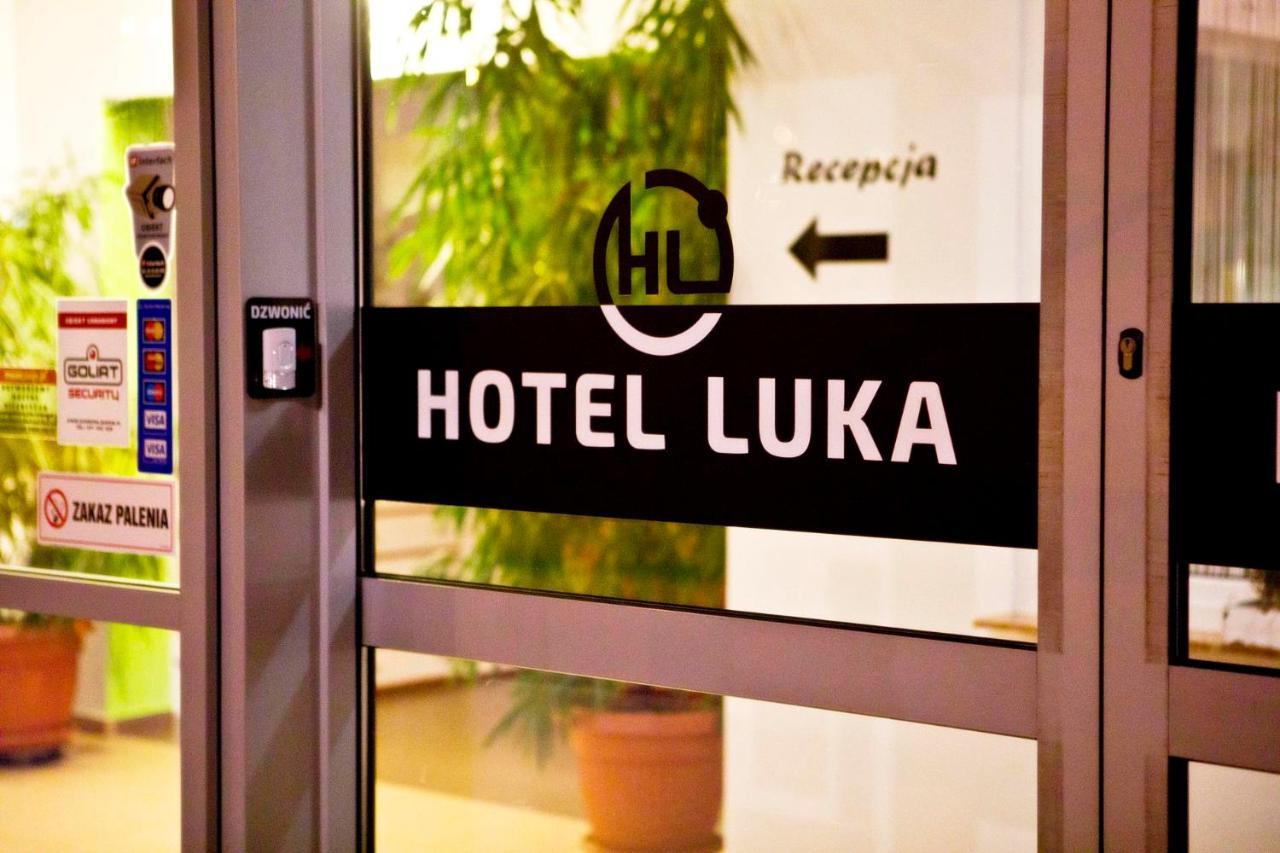 Hotel Luka 라돔 외부 사진