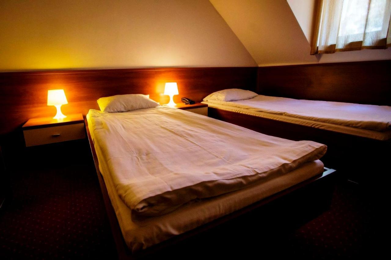 Hotel Luka 라돔 외부 사진