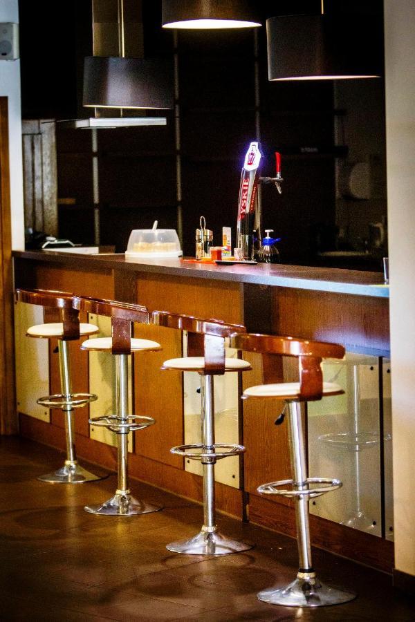 Hotel Luka 라돔 외부 사진