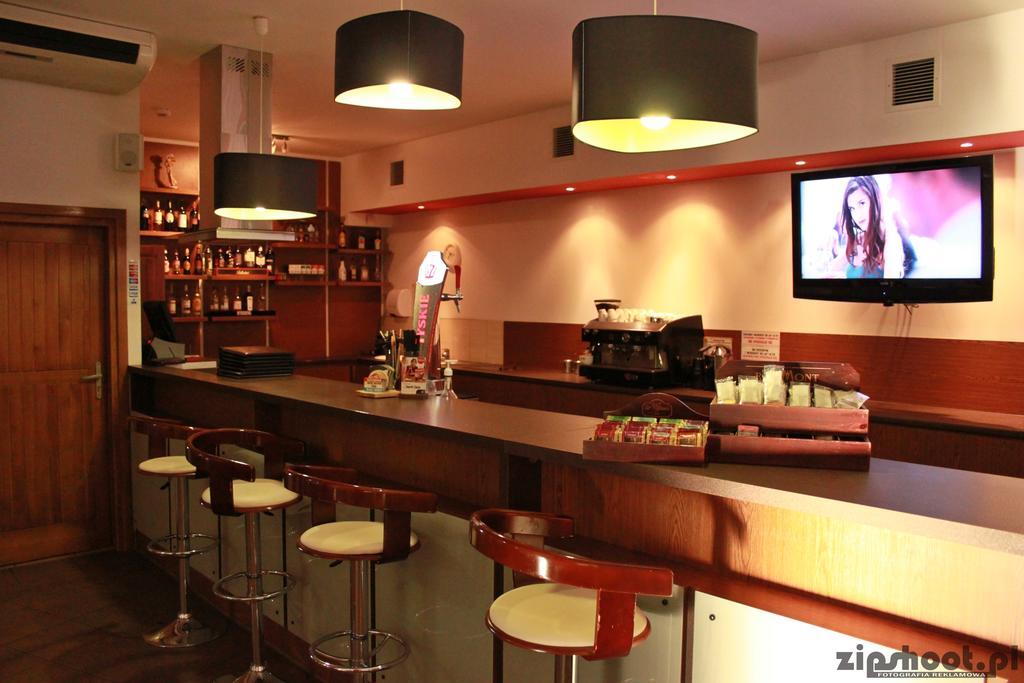 Hotel Luka 라돔 외부 사진